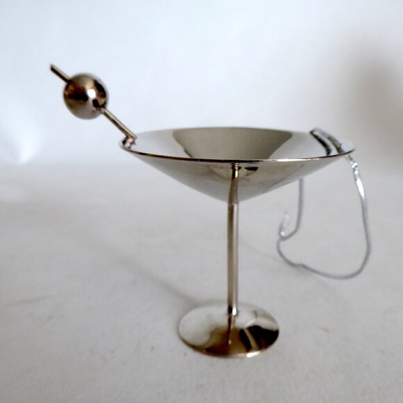 VINTAGE 3.5” SILVER CHROME COCKTAIL SHAKER MARTINI GLASS ORNAMENT SET - Picture 4 of 9